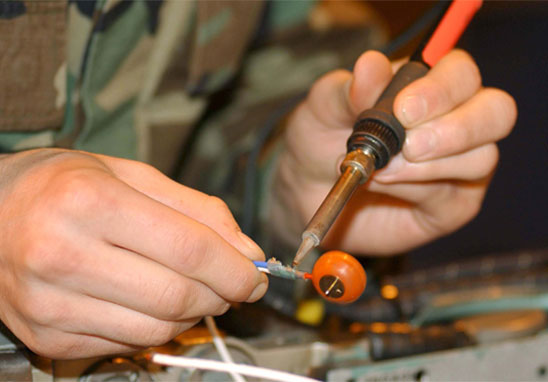 PCBA加工中遇到焊接不良元器件應(yīng)該怎么辦？